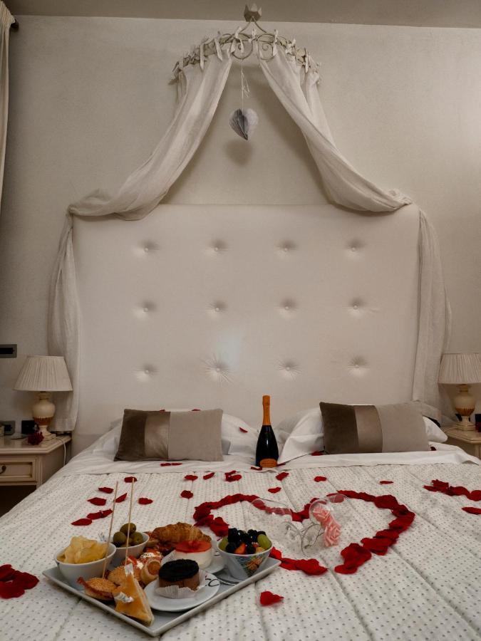 Hotel Europa Палаццоло-сулл'Ольйо Екстер'єр фото